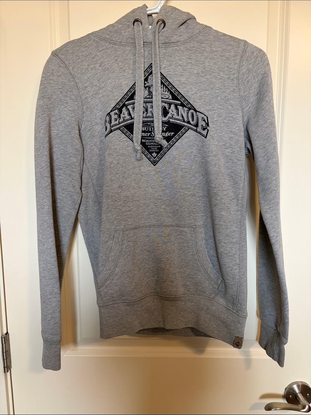 Beaver Canoe Women's Gray Pullover Hoodie Sweatshirt